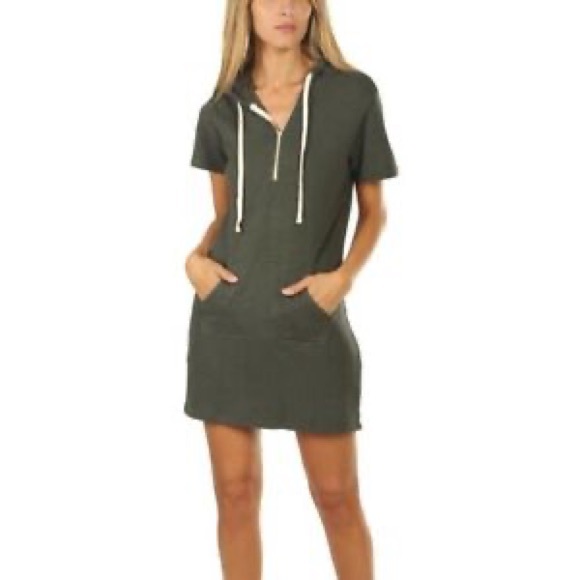 NWT Anthropologie Monrow Star Hoodie Dress - Picture 1 of 4